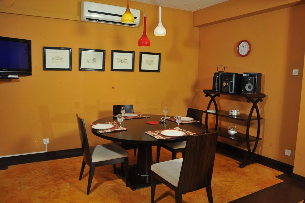 Hotel Prestige Court Residencies Dehiwala-Mount Lavinia Esterno foto