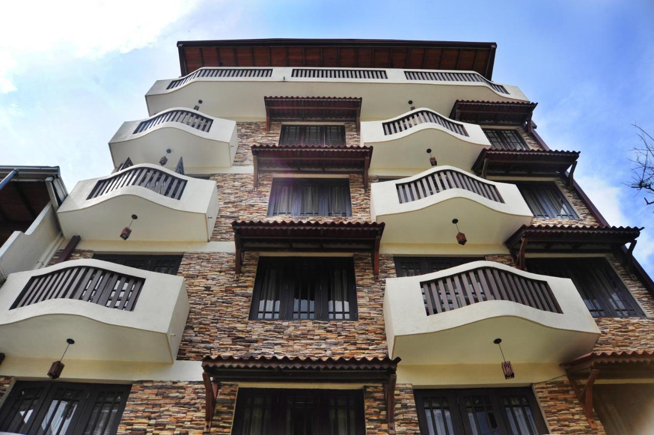 Hotel Prestige Court Residencies Dehiwala-Mount Lavinia Esterno foto