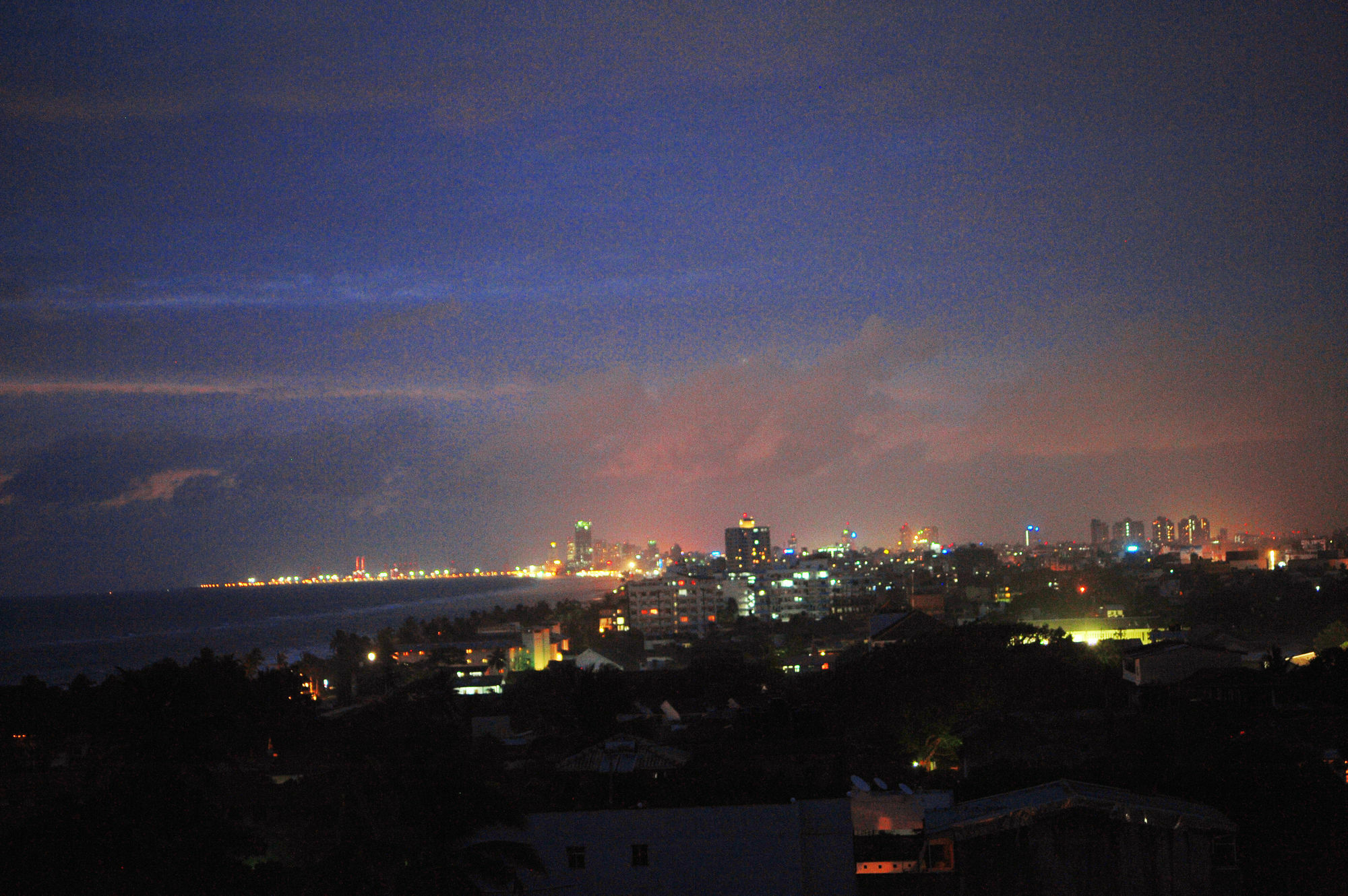 Hotel Prestige Court Residencies Dehiwala-Mount Lavinia Esterno foto