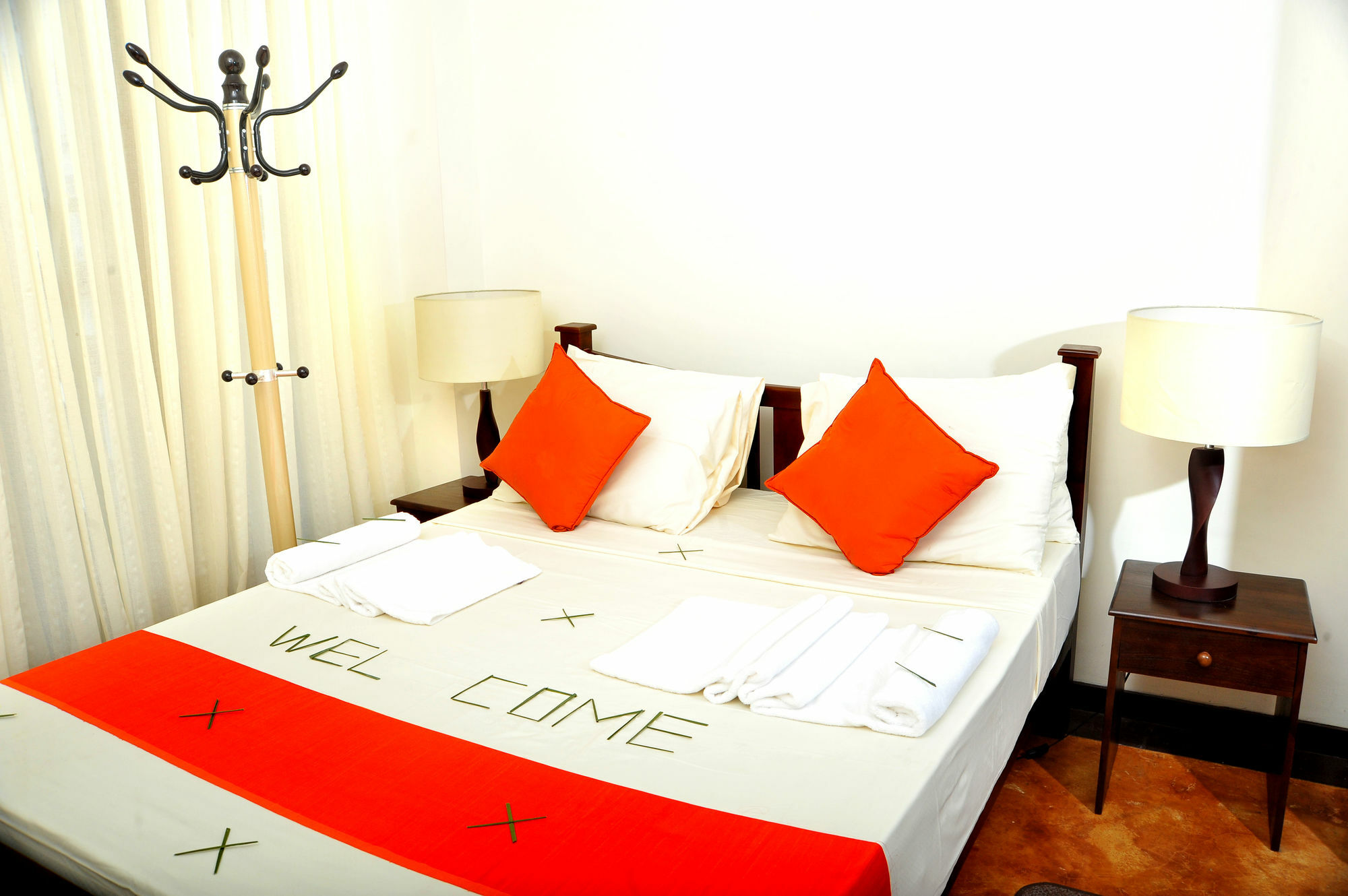 Hotel Prestige Court Residencies Dehiwala-Mount Lavinia Esterno foto