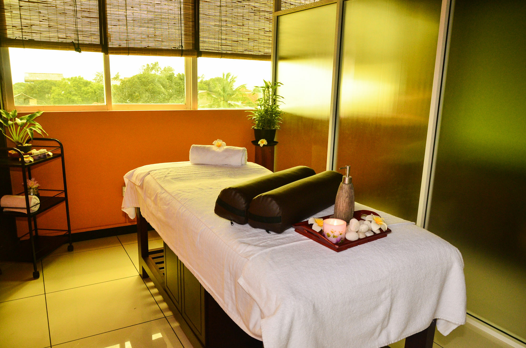 Hotel Prestige Court Residencies Dehiwala-Mount Lavinia Esterno foto