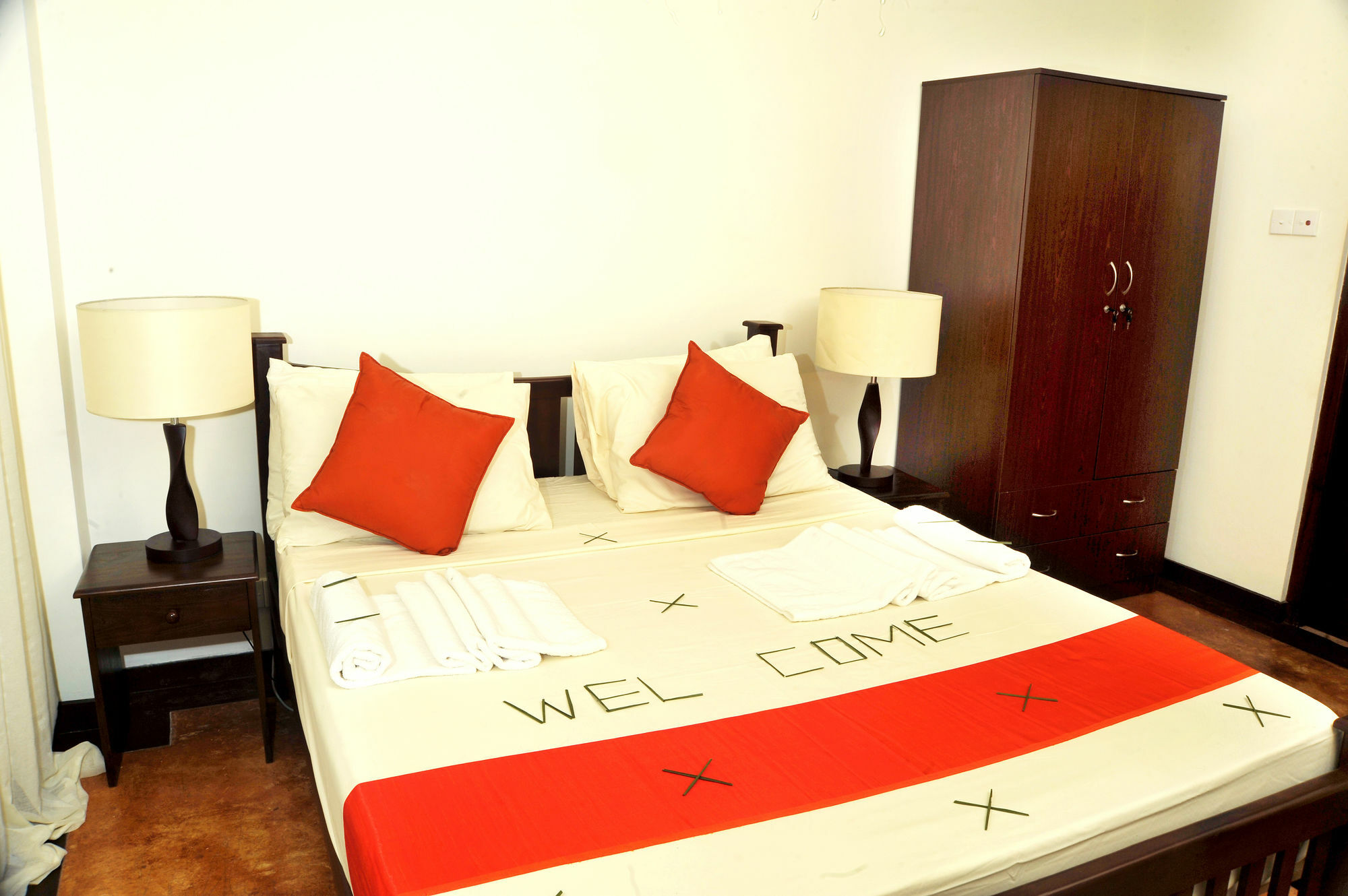 Hotel Prestige Court Residencies Dehiwala-Mount Lavinia Esterno foto