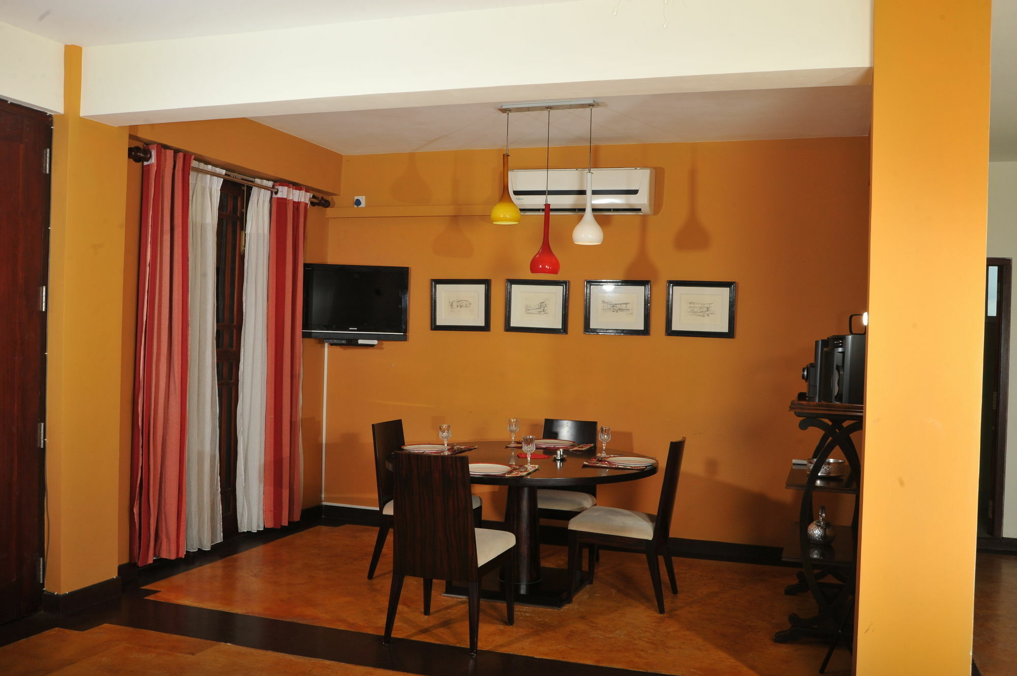 Hotel Prestige Court Residencies Dehiwala-Mount Lavinia Esterno foto